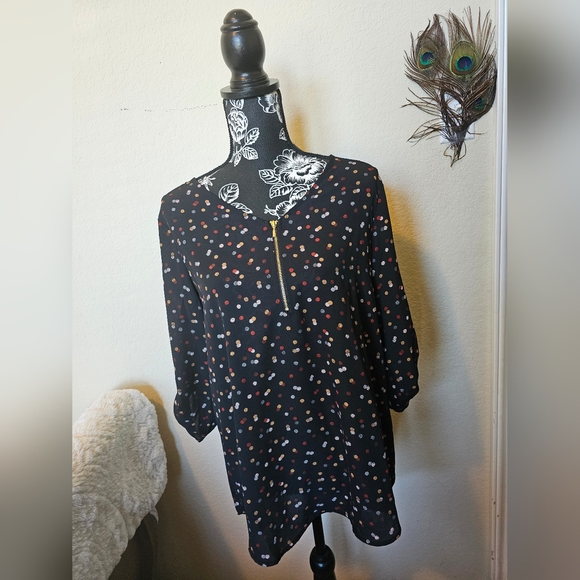 NWT Maurices polka dotted fall blouse ๐ w/ Zipper in front (Medium) ๐คโค๏ธ๐๐ค๐ค - Picture 1 of 16